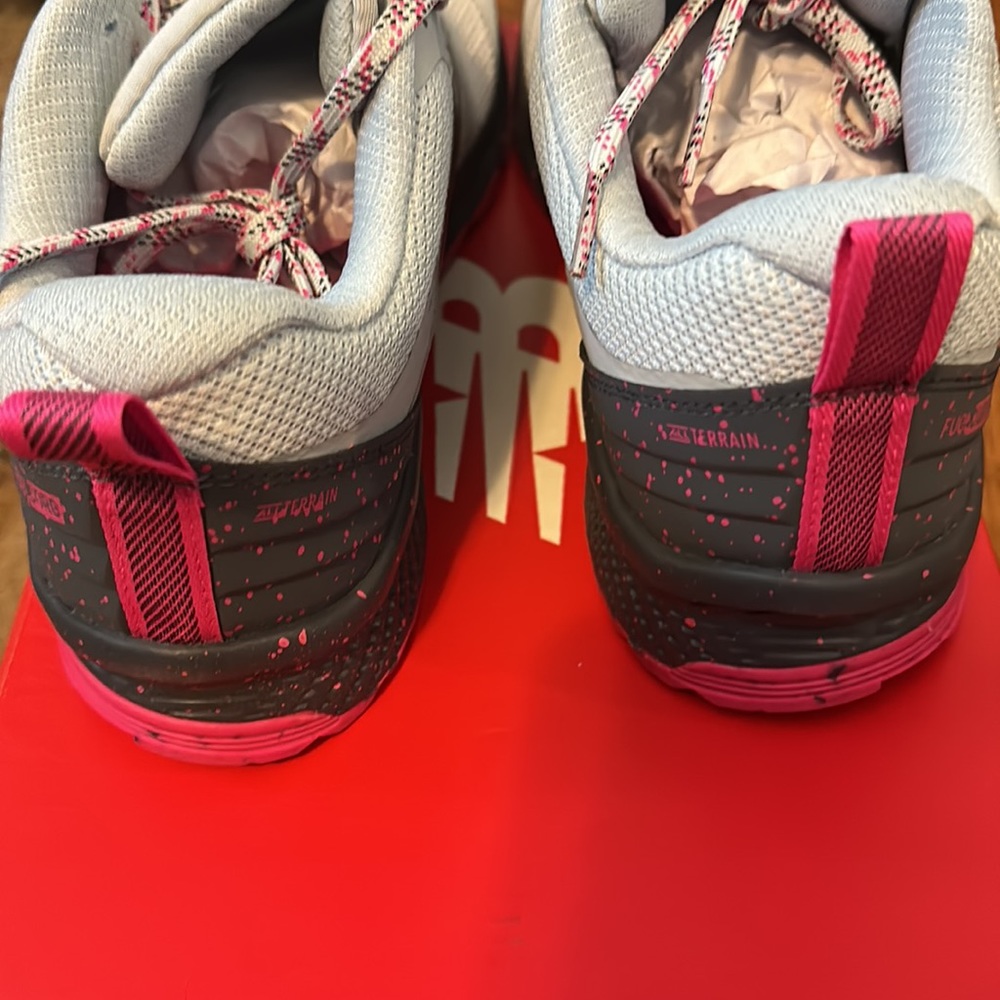 New balance WOMENS RESPONSE 2.0 Nitrel v1 running sneakers size 9 bnwt in box - Picture 4 of 5
